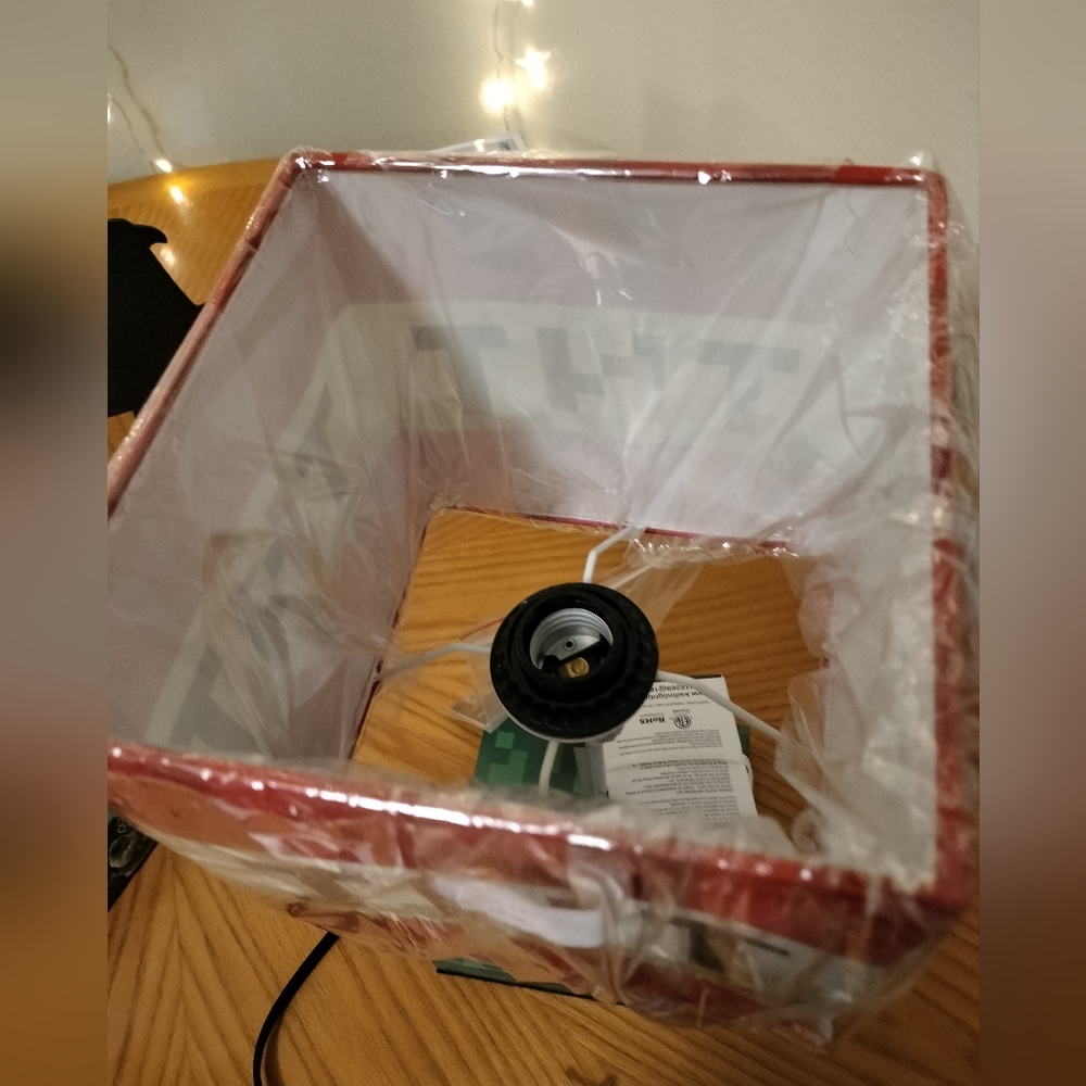 Minecraft table lamp - Picture 3 of 4